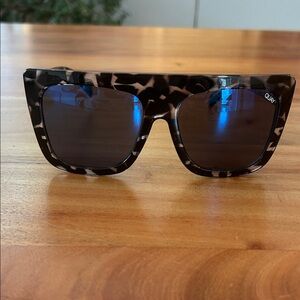Quay Cafe Racer XL black and white tortoise shell sunglasses - no case